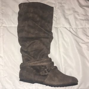Women’s Calf Length Boots